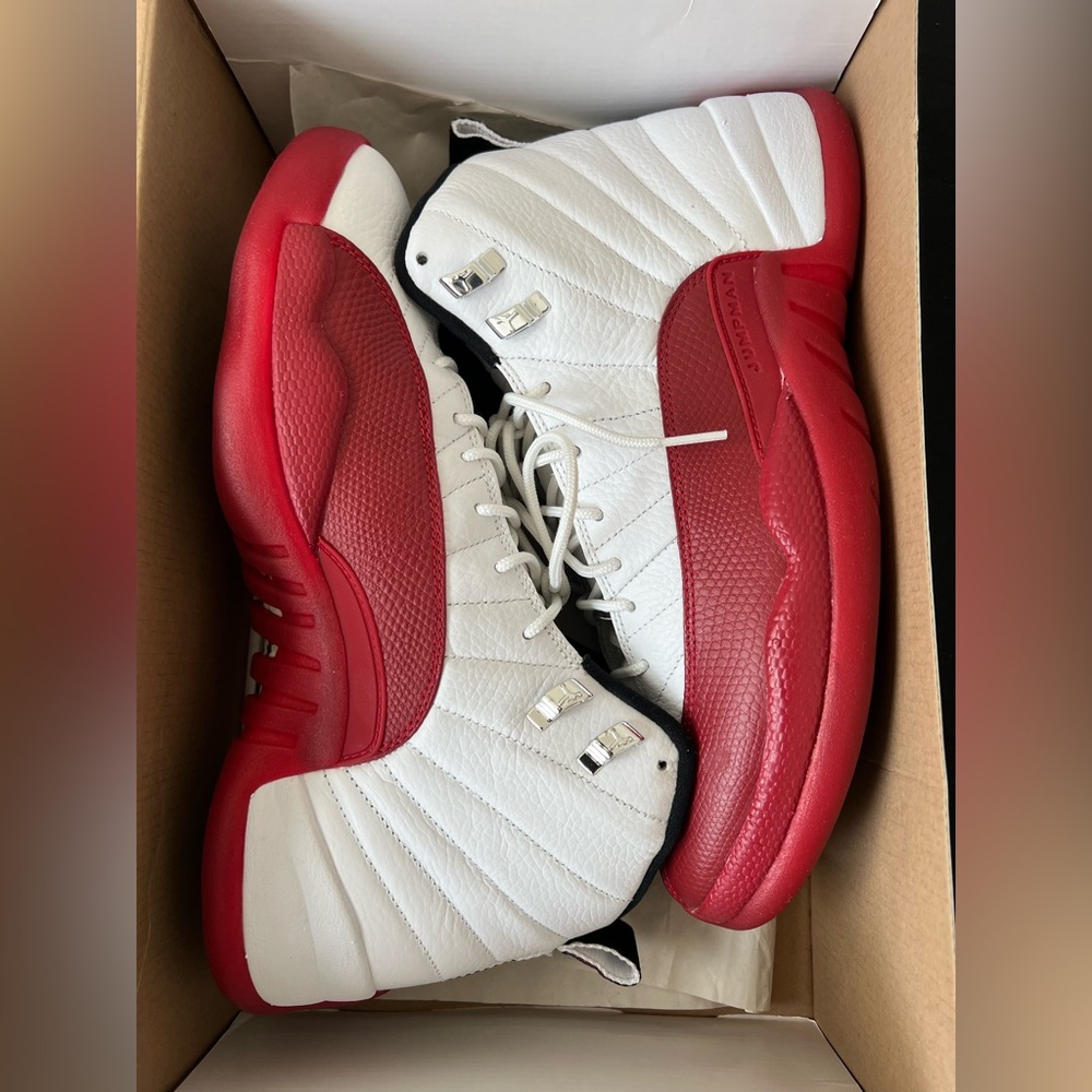 Jordan 12 Cherry Size 11